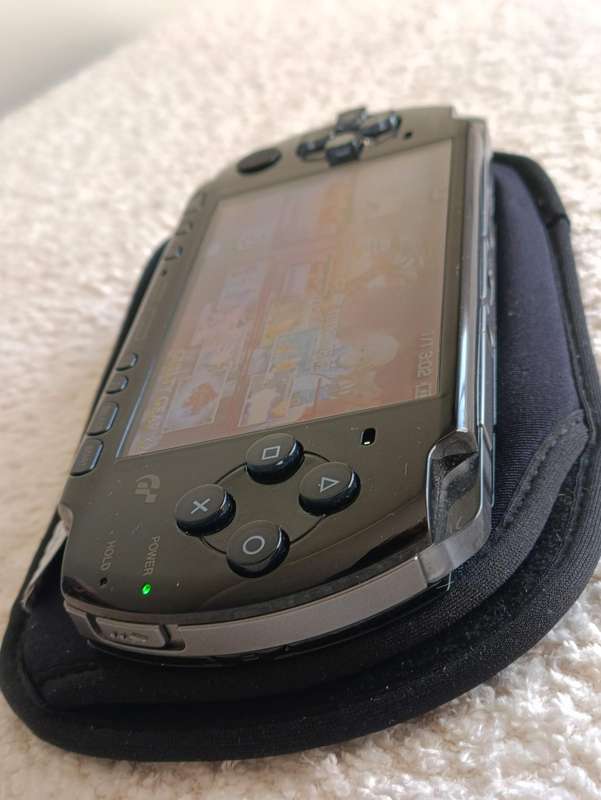 Sony Psp Gran Turismo Edition Console +Games Bundle