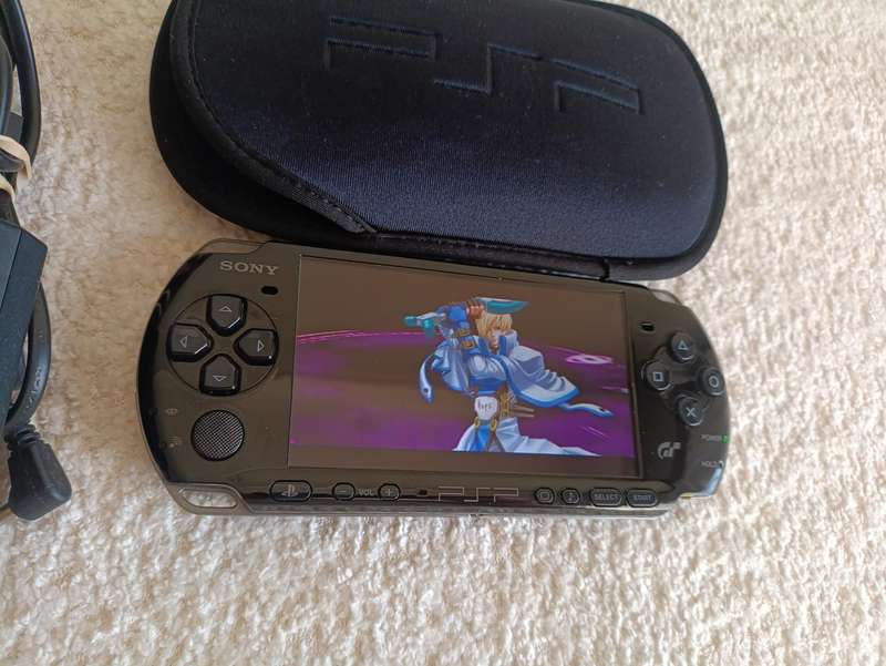Sony Psp Gran Turismo Edition Console +Games Bundle