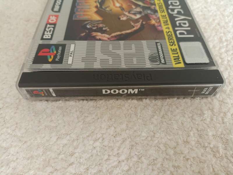 Doom Playstation 1 PAL Region