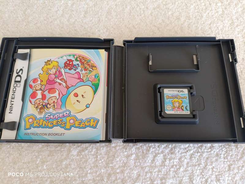 Super Princess Peach Nintendo DS *Note Added*