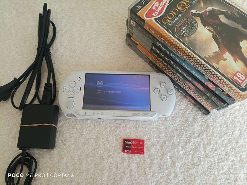 Sony Psp Console E-1004 +Games Bundle