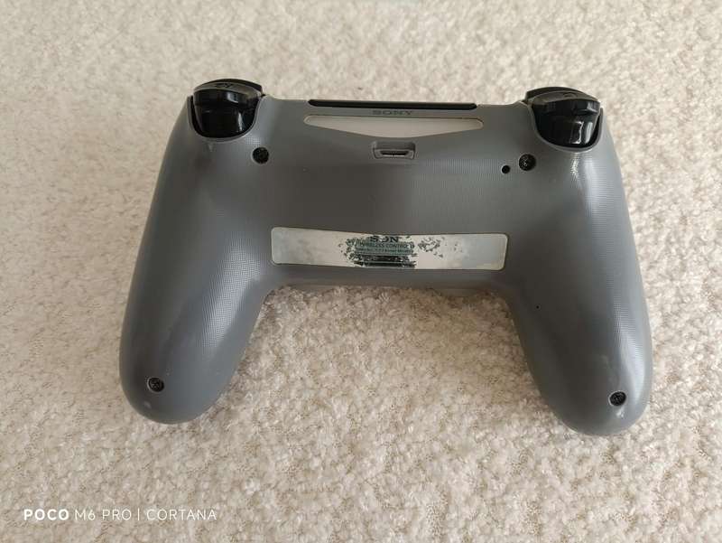 Playstation 4   20 th Anniversary Edition Controller