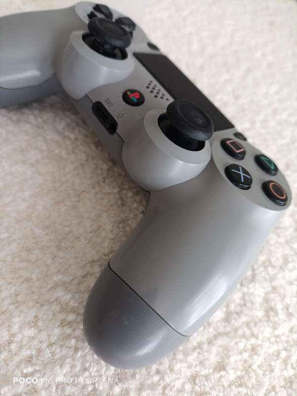 Playstation 4   20 th Anniversary Edition Controller