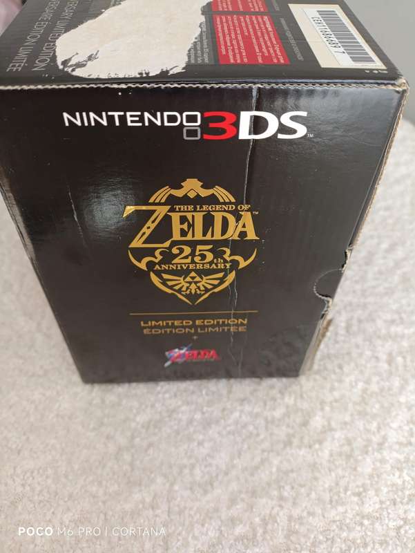 The Legend of Zelda 25 th Anniversary Limited Edition nintendo 3DS Euro Region Console +Box