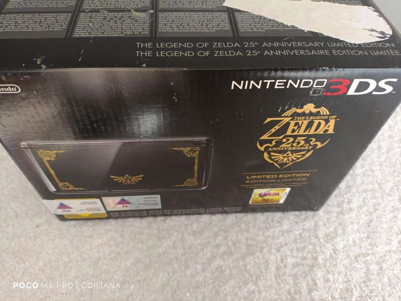 The Legend of Zelda 25 th Anniversary Limited Edition nintendo 3DS Euro Region Console +Box