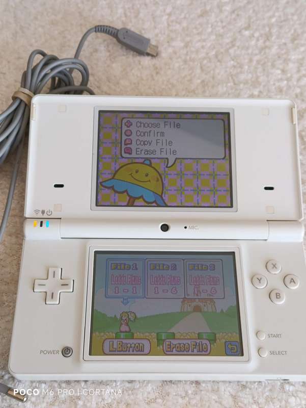 Nintendo Dsi Console +Charger