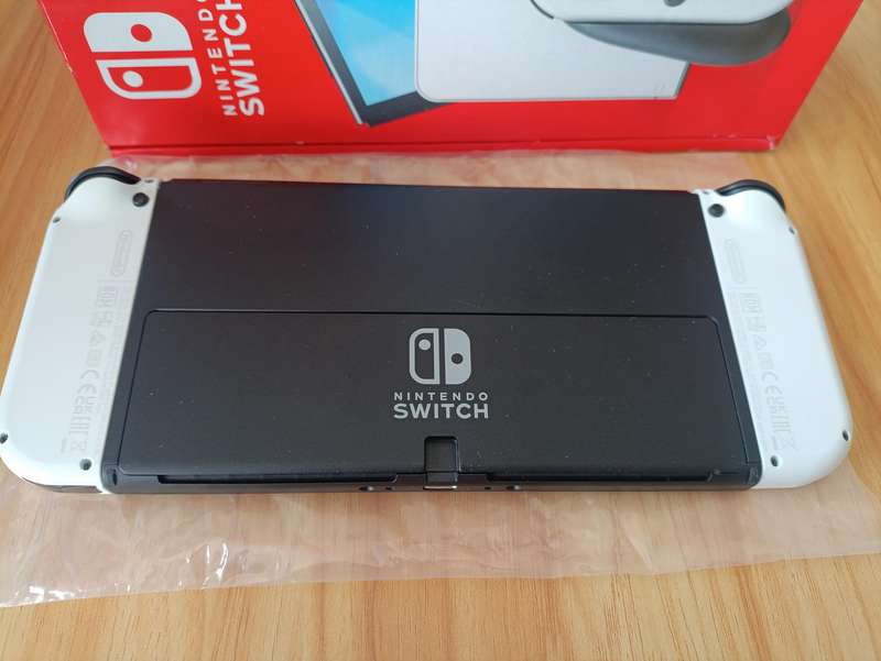 Nintendo Switch Oled (White) +Original Box