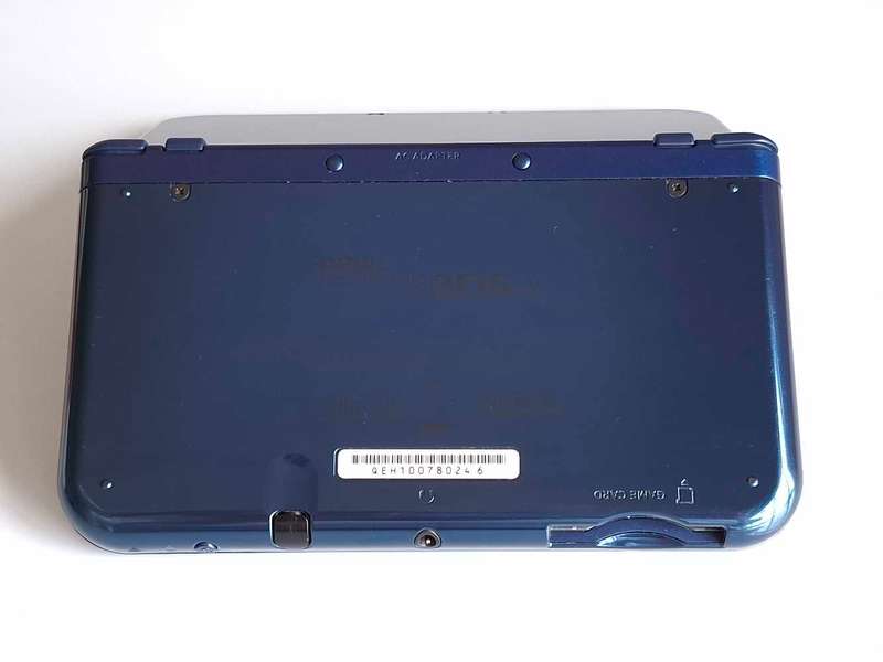 "New" Nintendo 3ds Xl Console +Charger