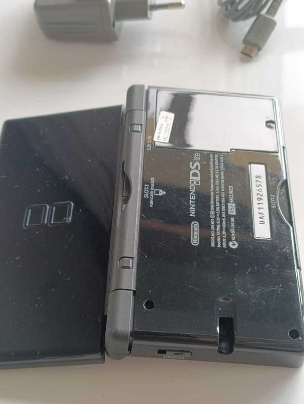 Nintendo Ds Lite +4 Games