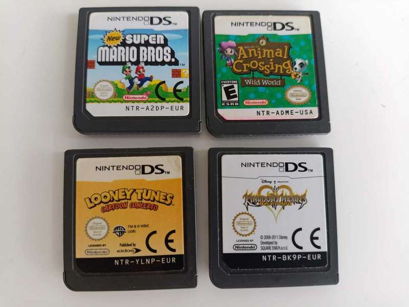 Nintendo Ds Lite +4 Games