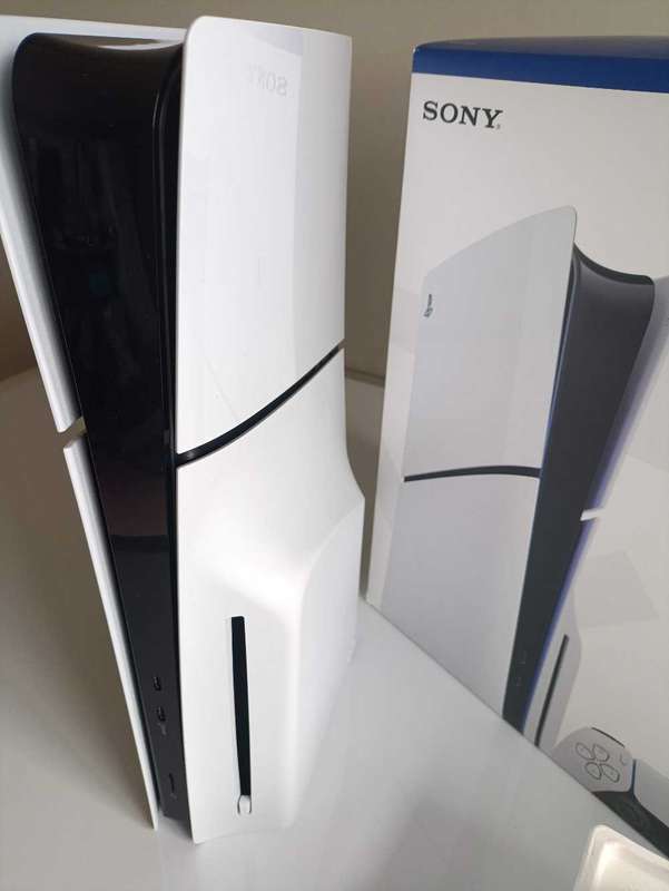 Playstation 5 Slim Disc Edition with Box 1 Tb