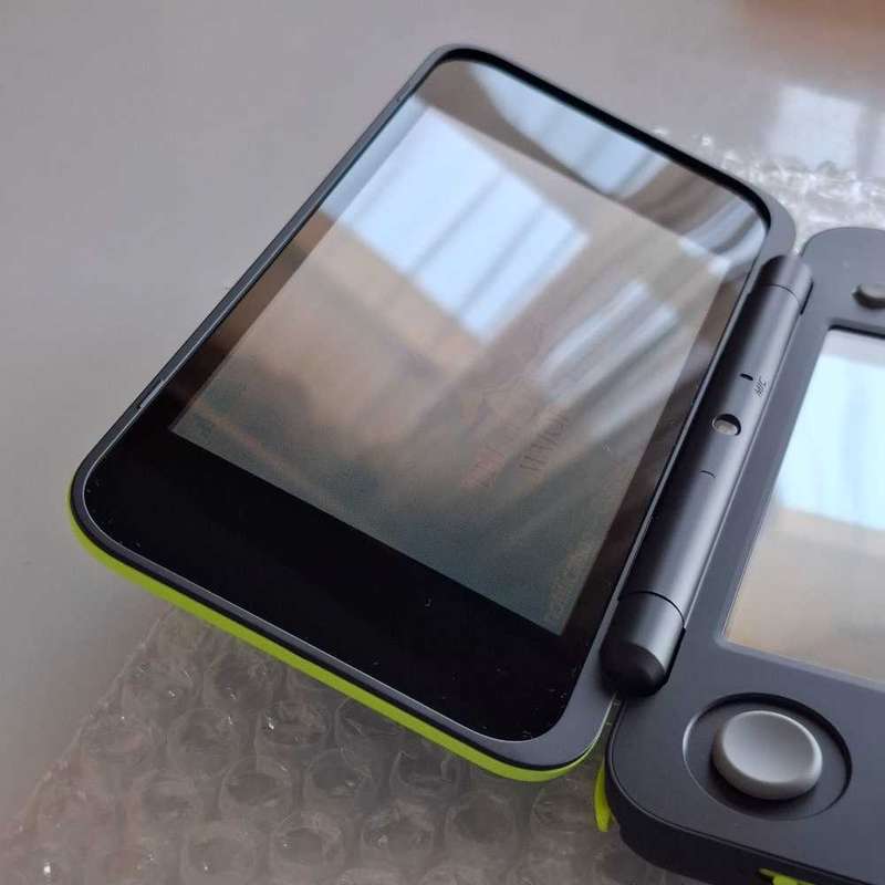 "New" Nintendo 2Ds XL Console