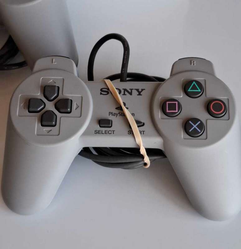 Playstation Classic Sony +Box