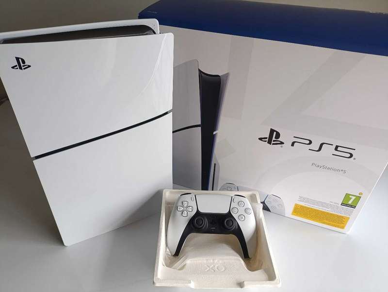 Playstation 5 Slim Disc Edition with Box 1 Tb