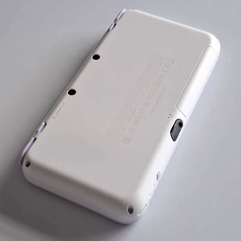 "New" Nintendo 2Ds XL Console
