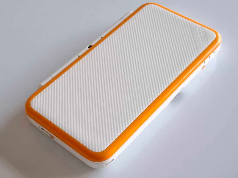 "New" Nintendo 2DS XL