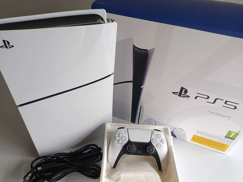Playstation 5 Slim Disc Edition with Box 1 Tb