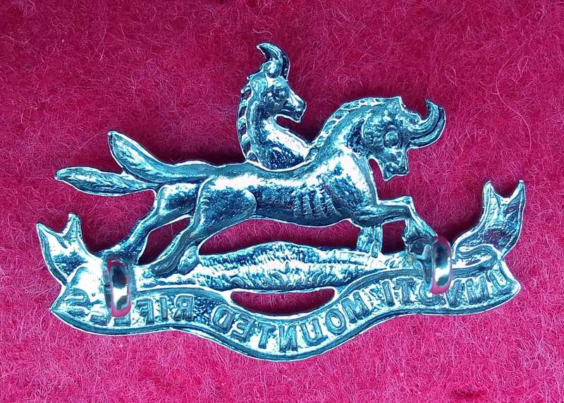 UMVOTI MOUNTED RIFLES CAP  BADGE