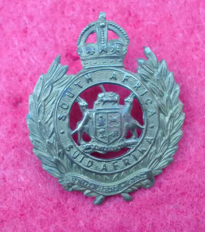 SOUTH AFRICAN ENGINEERS CAP BADGE