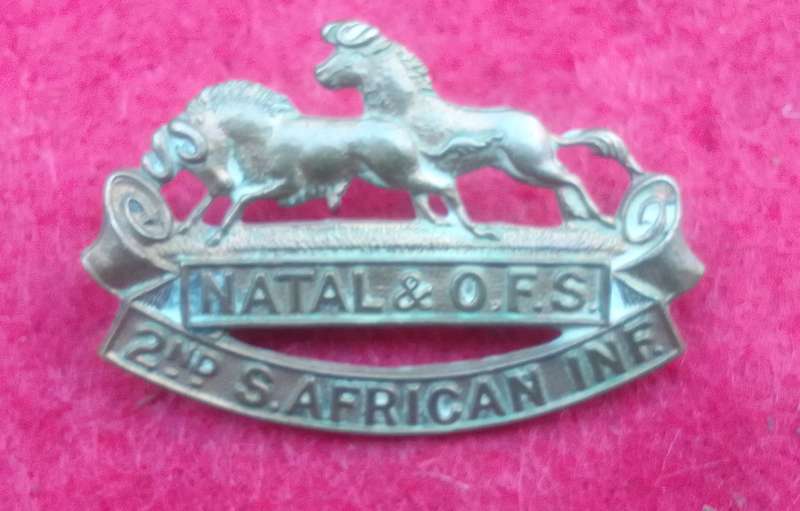 WW1 2ND SA INFANTRY COLLAR BADGE- 2 LUGS