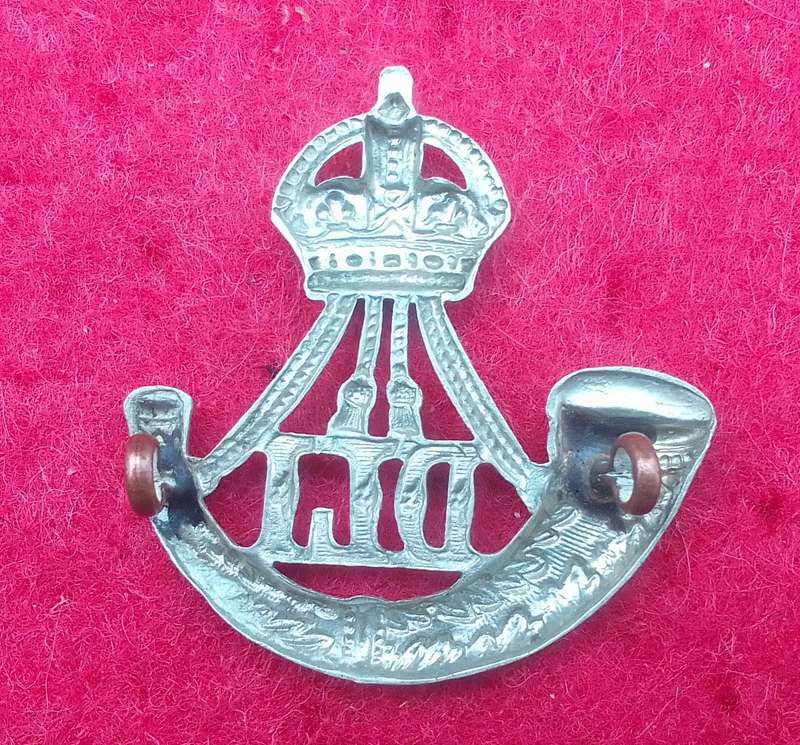 DURBAN LIGHT INFANTRY WHITE METAL CAP BADGE-1902-1919- 2 LUGS