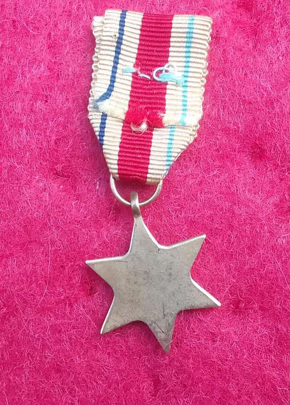 MINIATURE   WW2 AFRICA STAR