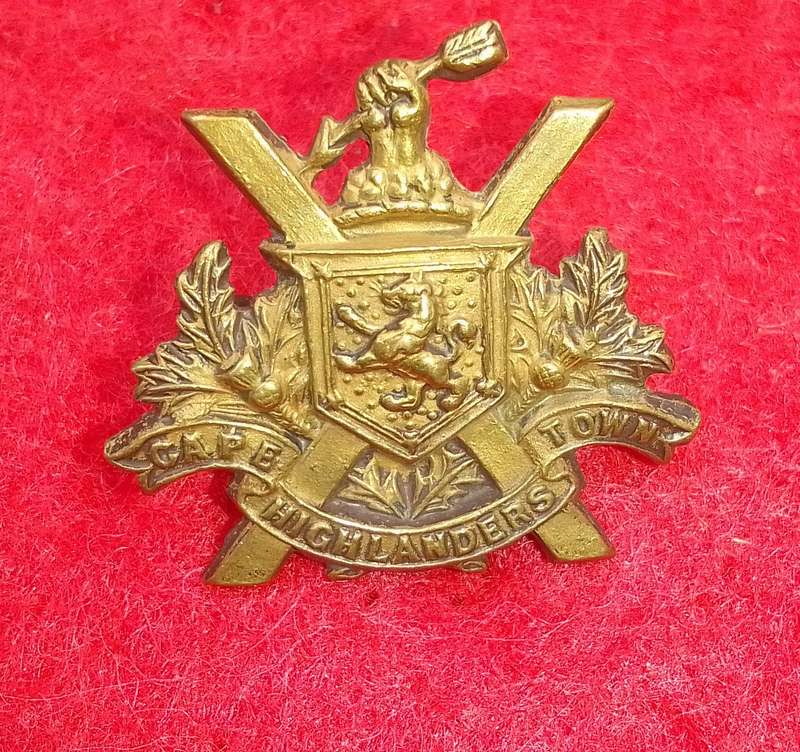 CAPE TOWN HIGHLANDERS COLLAR BADGE