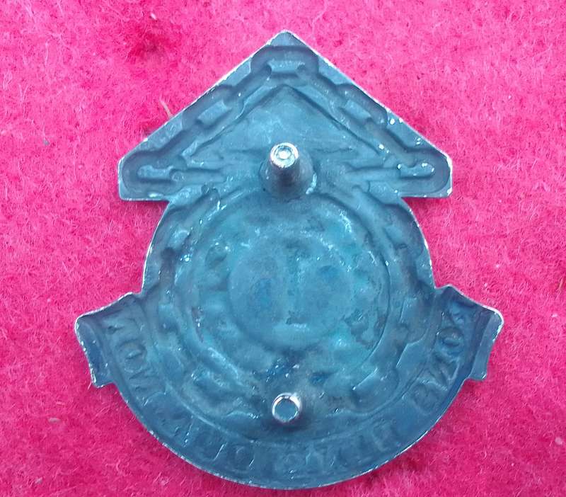 1 MAINTENANCE UNIT CAP BADGE-WORN 1986-2003-2X SCREW LUGS