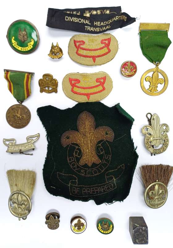 Assorted Vintage Boy Scout Badges
