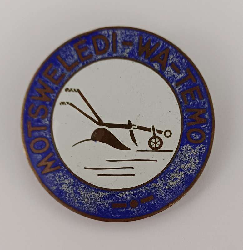 Vintage Motswedi wa Temo Badge