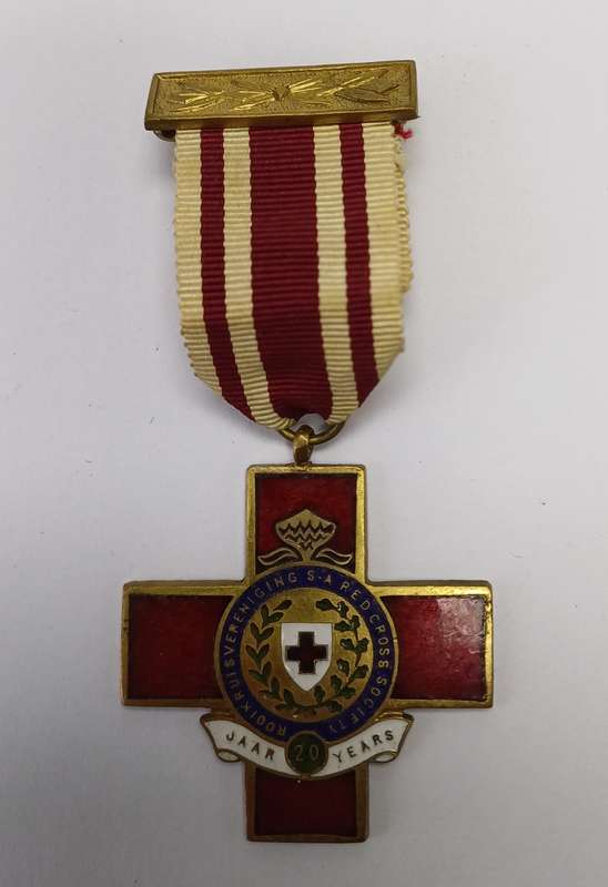 Rare Voluntary Medical Sevrice Medal Group. Unusual to an Indian Recipient during the Apartheid era