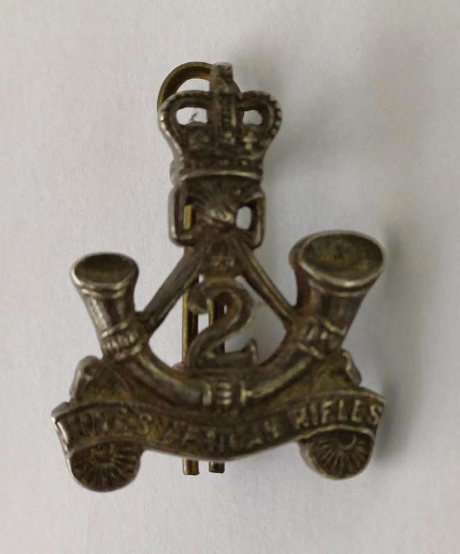 2nd Kings African Rifles Officers Silver Cap Badge (Silver hallmark, 1956)