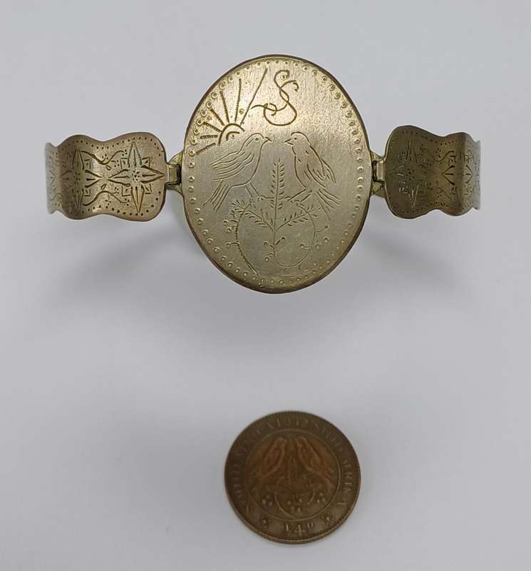 WWII Period Trench Art Bracelet Copying the Sparrows (Mossies) on a 1/4 D Coin