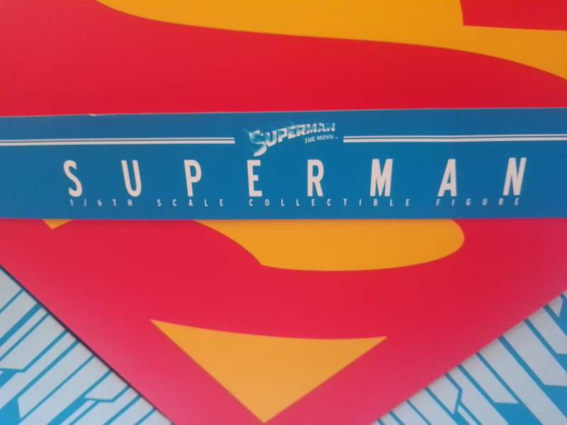 Hot Toys Superman - Christopher Reeve 1/6 Scale Movie Masterpiece - 1978 Figure