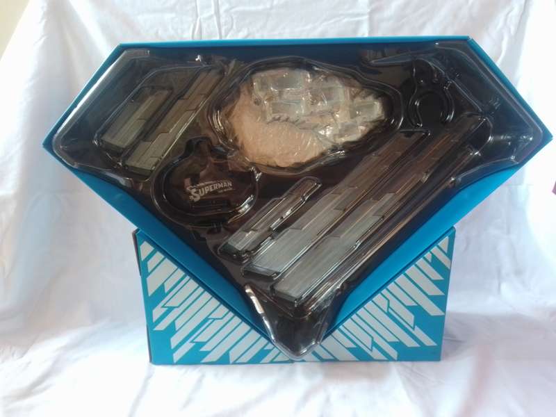 Hot Toys Superman - Christopher Reeve 1/6 Scale Movie Masterpiece - 1978 Figure