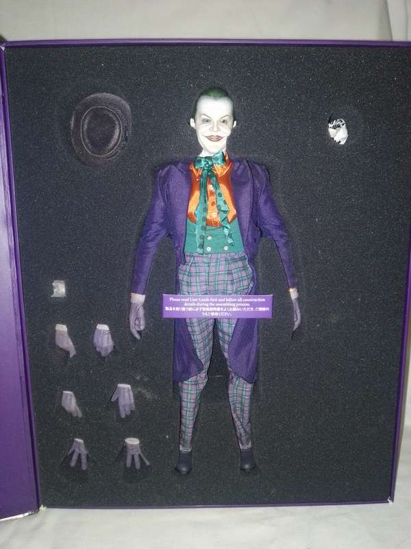Hot toys Joker DX08 1989 movie 1/6 scale figure