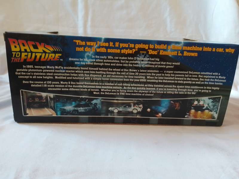 Sun Star Dolorean "Back to the future 2" Time machine 1:18 scale.