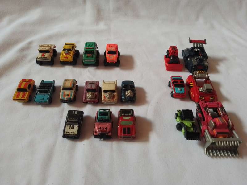 Micro machines - whole lot of 16 cars - 1:148 scale 1980's vintage.