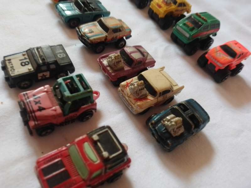 Micro machines - whole lot of 16 cars - 1:148 scale 1980's vintage.