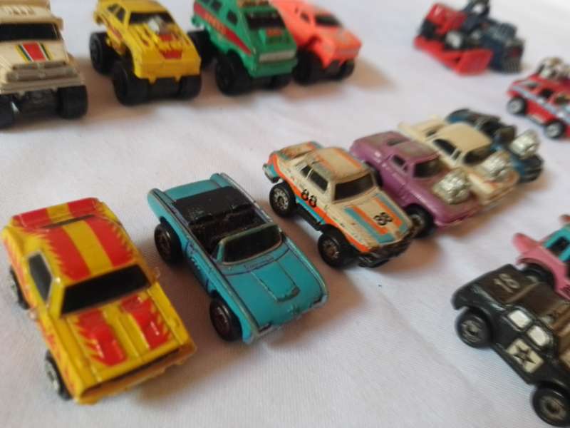 Micro machines - whole lot of 16 cars - 1:148 scale 1980's vintage.