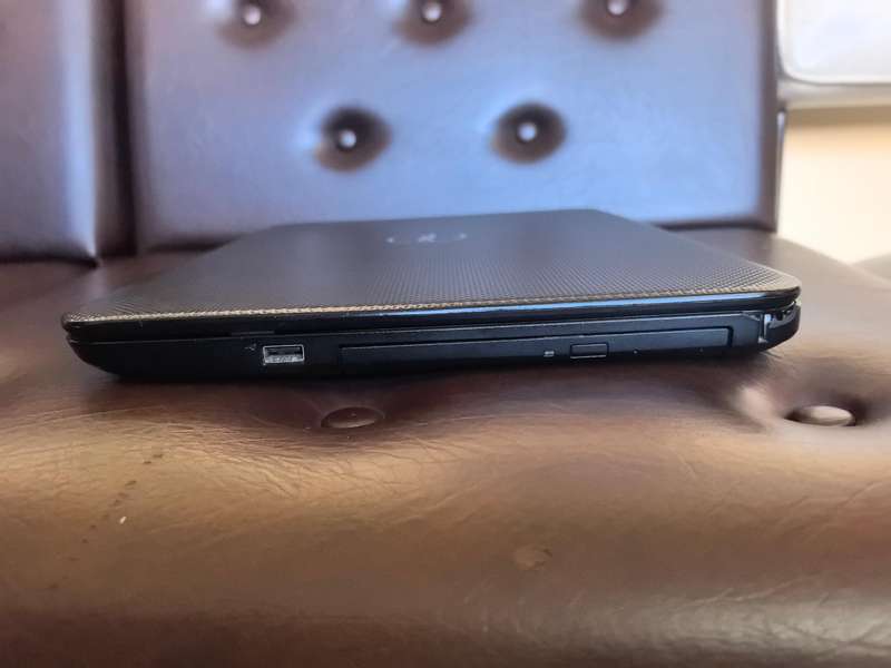 Dell Inspirion 3521