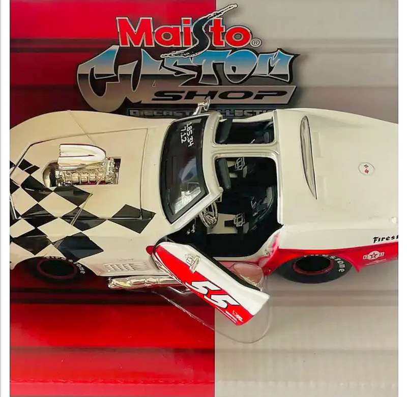 Maisto 1:24 scale 1970 Chevrolet Corvette