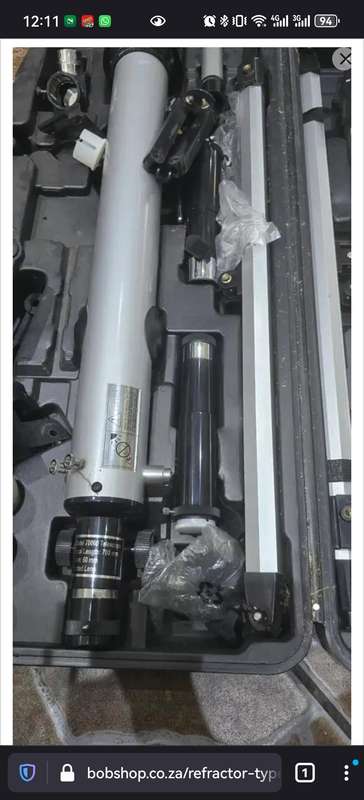 REFRACTOR TYPE TELESCOPE (COMPLETE SET WITH TRIPOD)IN CASE-MINT CONDITION