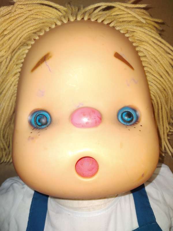 *** Rare Vintage Collectible *** Beautiful 1980's Ice Cream Doll.