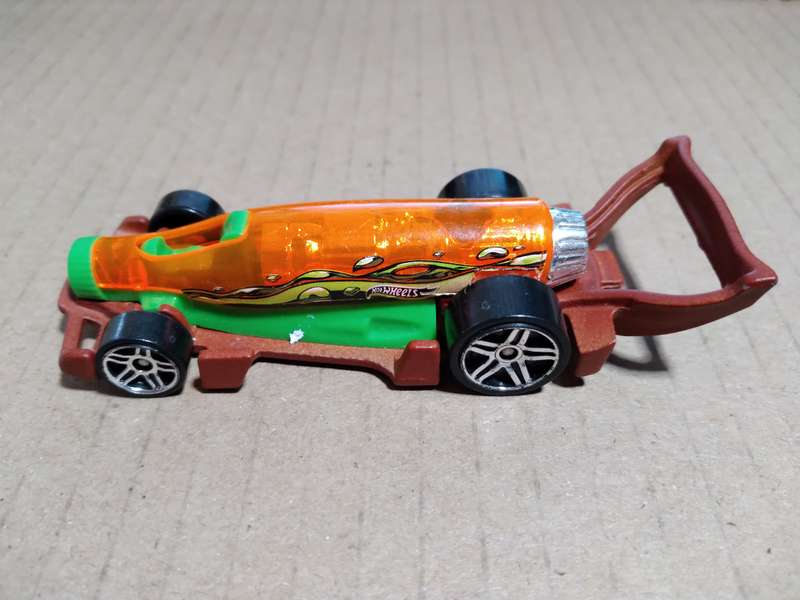 Hotwheels: Carbonator (2021 Experimotors)