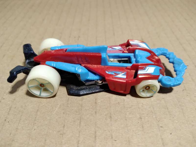 Hotwheels: Wattzup (2016 HW Glow Wheels)