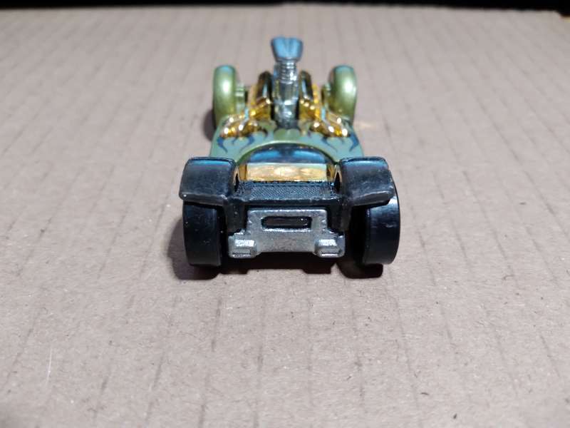 Hotwheels: Flattery (2007 Blast & Crash 5-Pack)