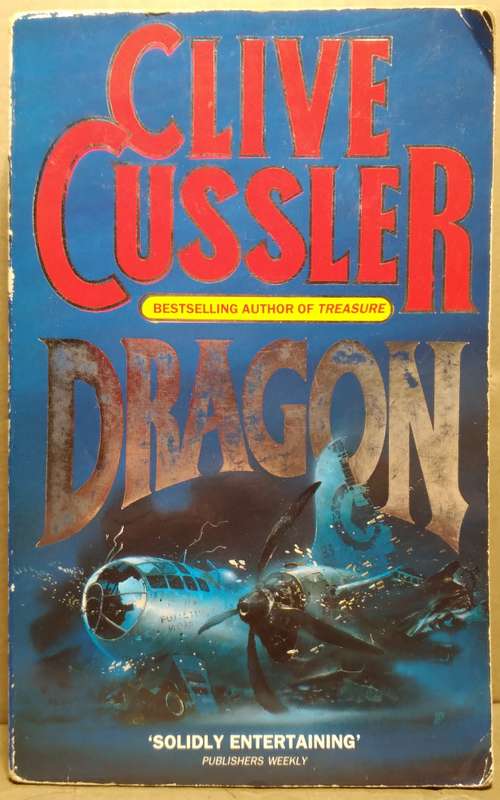 Dragon - Clive Cussler (Small Paperback)