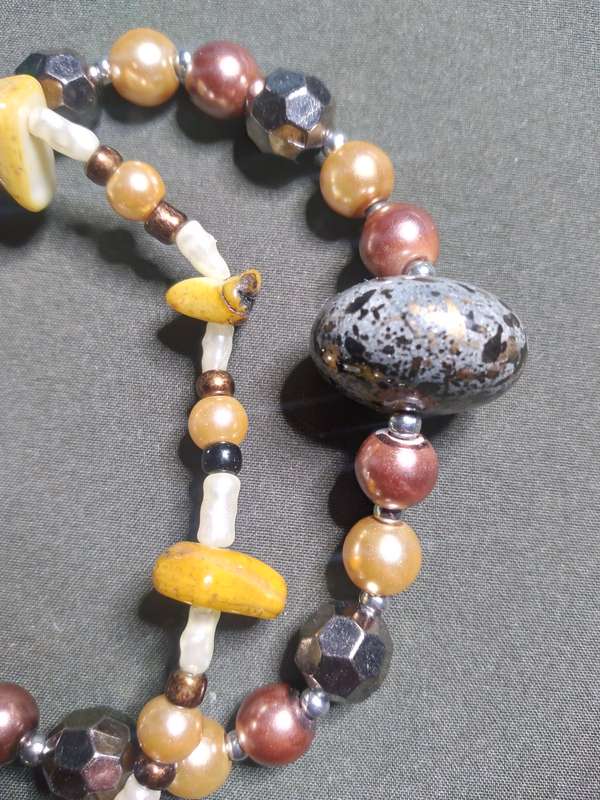 Beautiful 2pc (19cm) Women's Glass Pearl/Pebble Bead Bracelets - Handmade