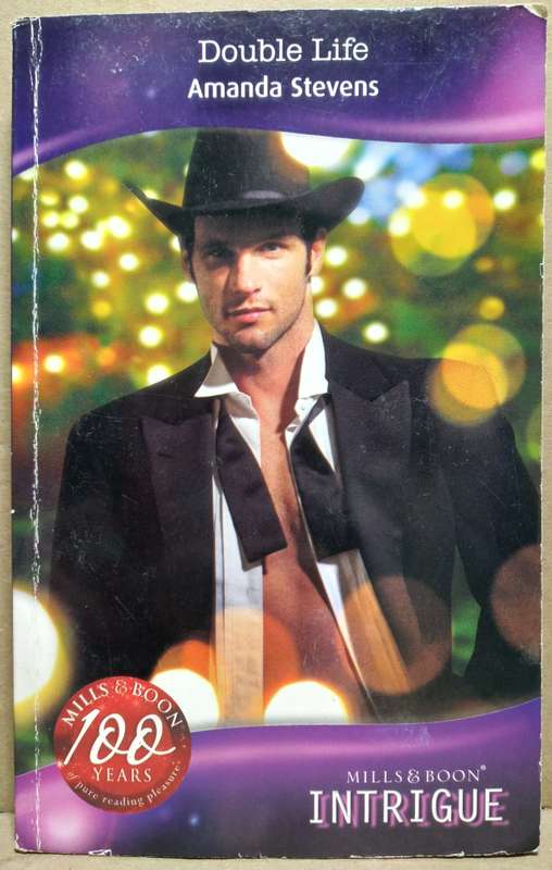 Double Life - Amanda Stevens (Mills & Boon)
